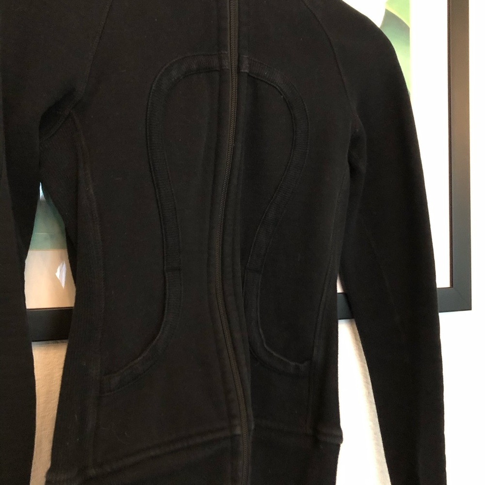 Lululemon jacket - Picture 4 of 4